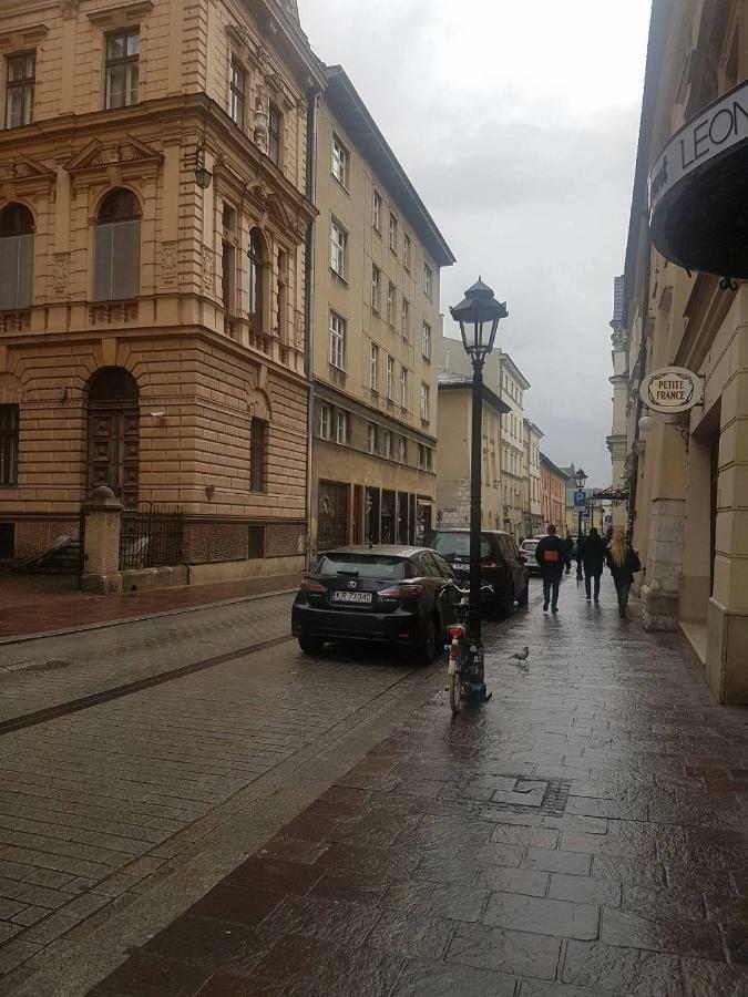 Goldstar Luxury Old Town Krakow Apartment Ngoại thất bức ảnh