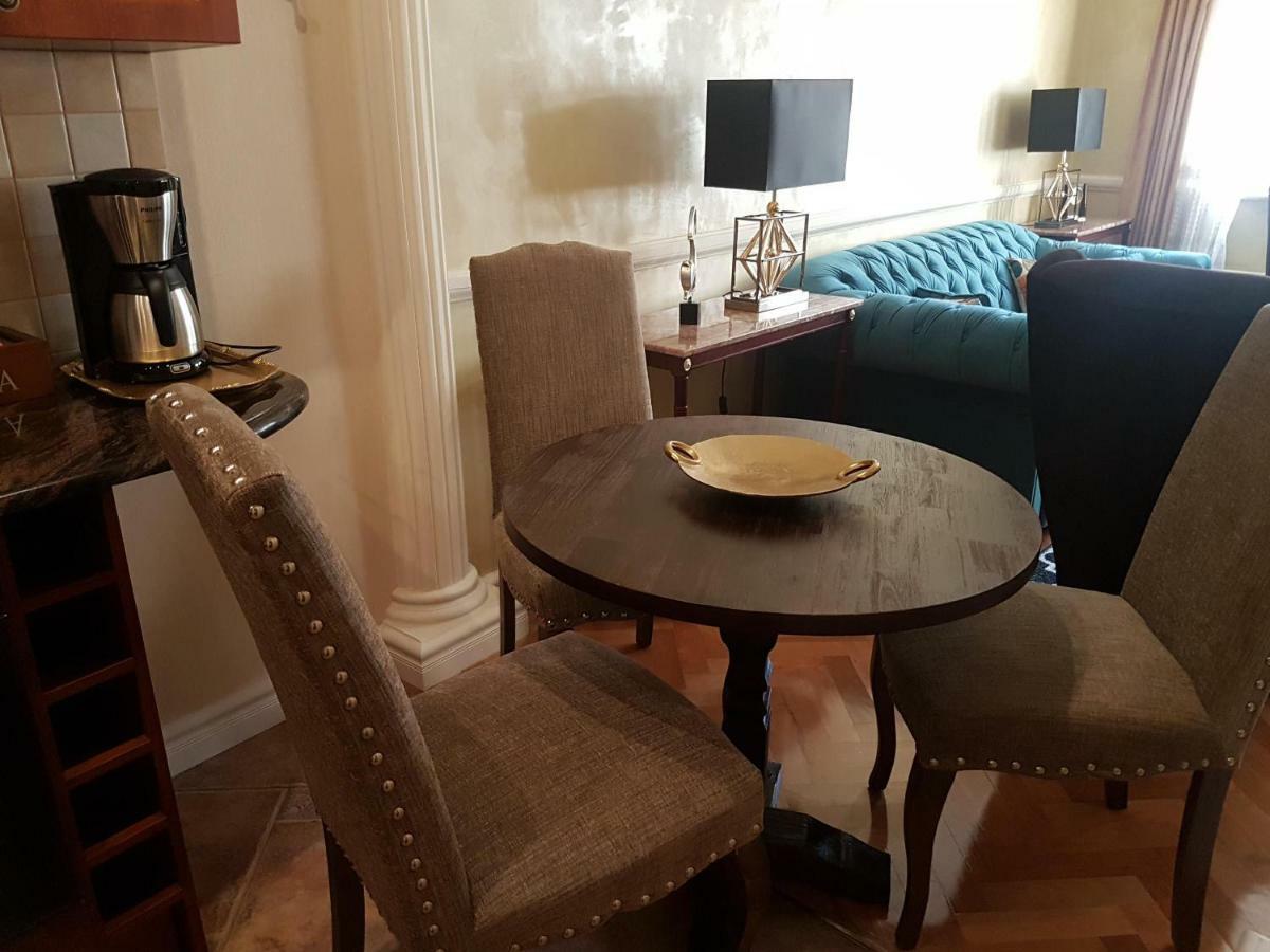 Goldstar Luxury Old Town Krakow Apartment Ngoại thất bức ảnh