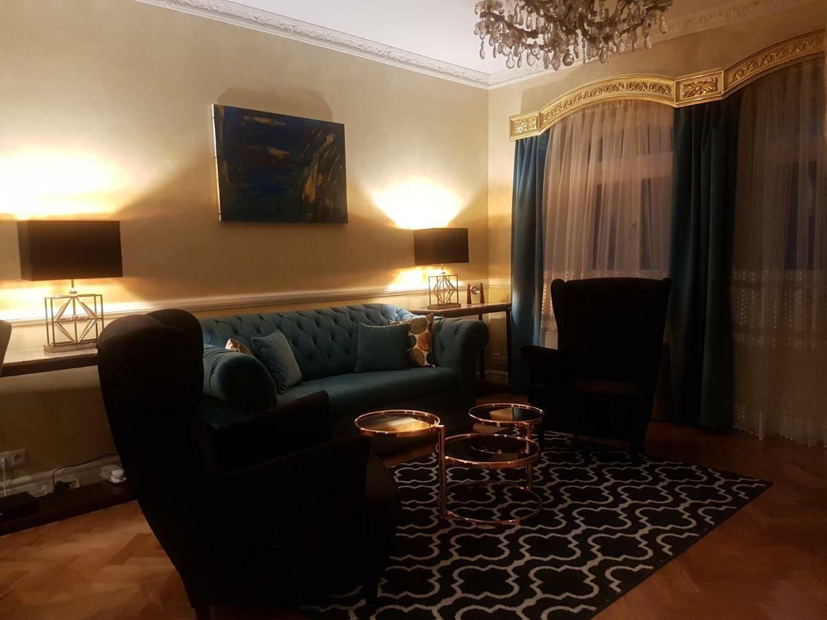 Goldstar Luxury Old Town Krakow Apartment Ngoại thất bức ảnh